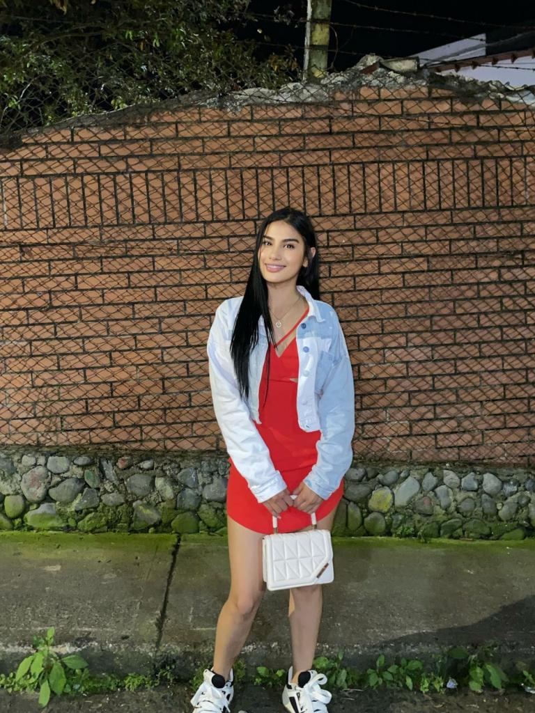 602643599: Chica busca chico en Valencia