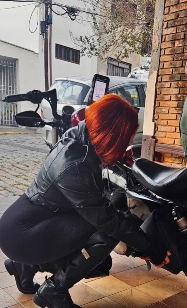 634097970: Chica busca chico en Sevilla