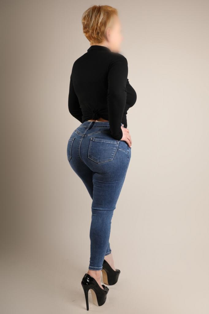 Chica busca chico en Madrid: 