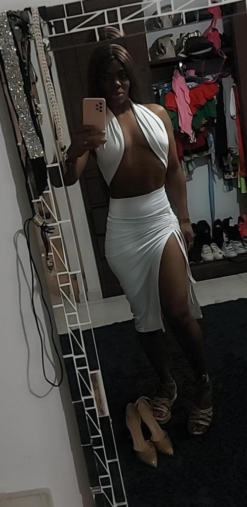 631399497: Chica busca chico en Guipúzcoa