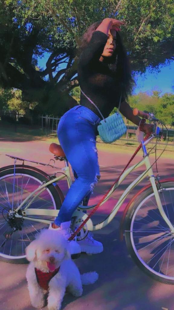 Chica busca chico en Sevilla: 