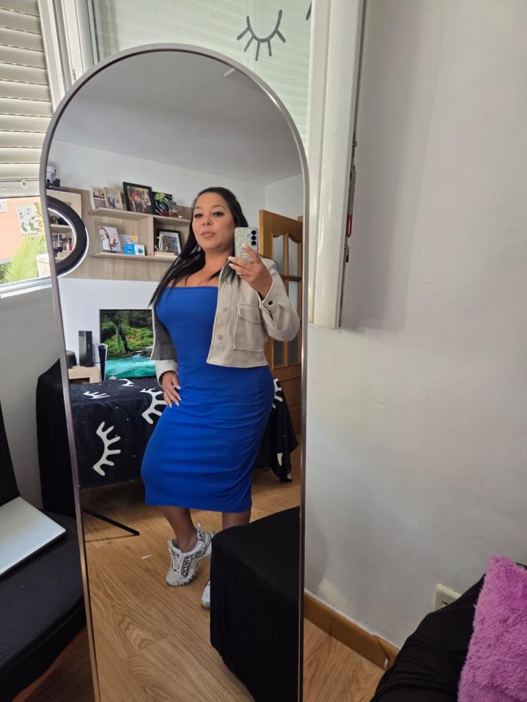 Chica busca chico en Ibiza: 