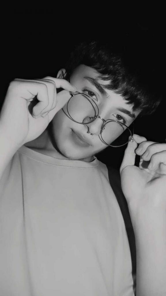 687797157: Chico busca chica en Córdoba