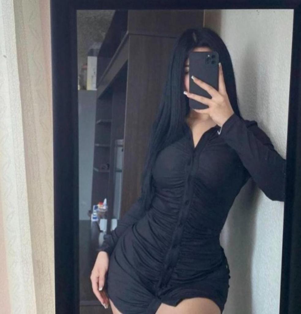 676205150: Chica busca chico en La Coruña