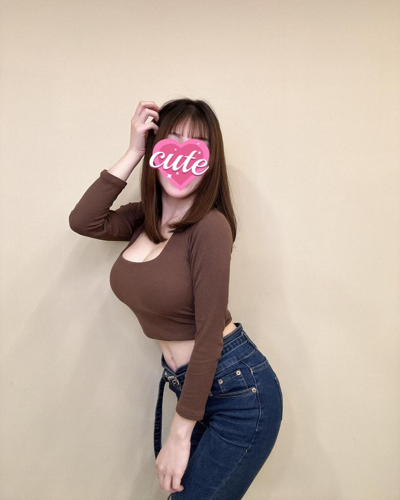 667656503: Chica busca chico en Madrid
