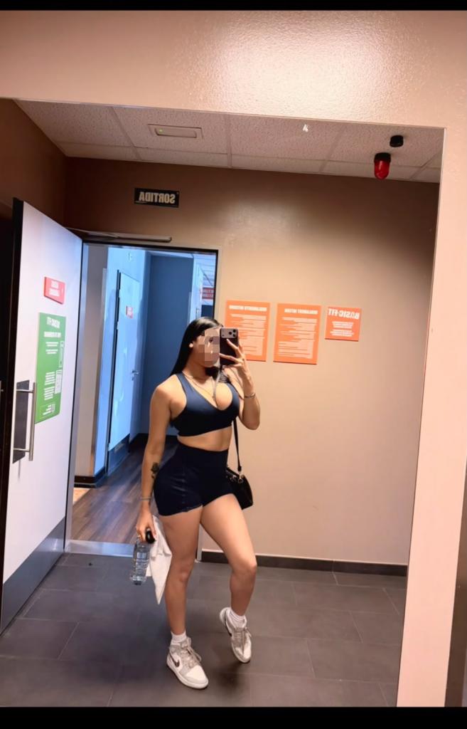 Chica busca chico en Barcelona: 