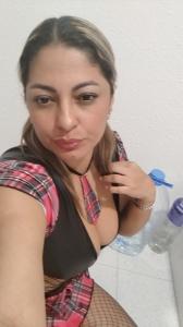 614961799: Chica busca chico en Gerona