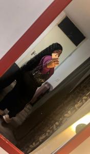 631990193: Chica busca chico en Barcelona
