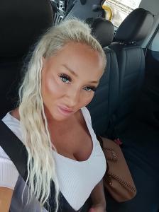 613923830: Chica busca chico en Murcia