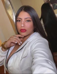 637757933: Chica busca chico en Zaragoza