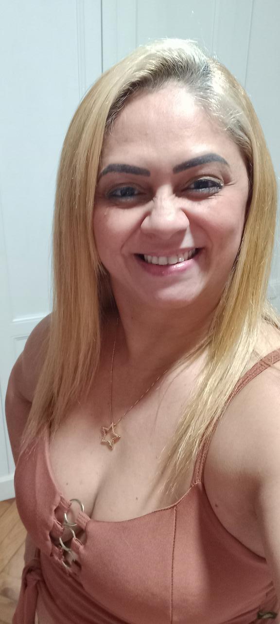 Chica busca chico en Pontevedra: Chica busca chico