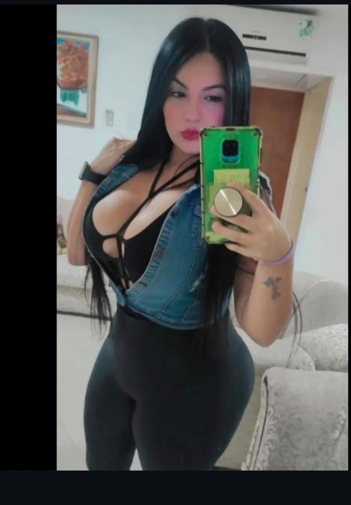 612211461: Chica busca chico en La Coruña