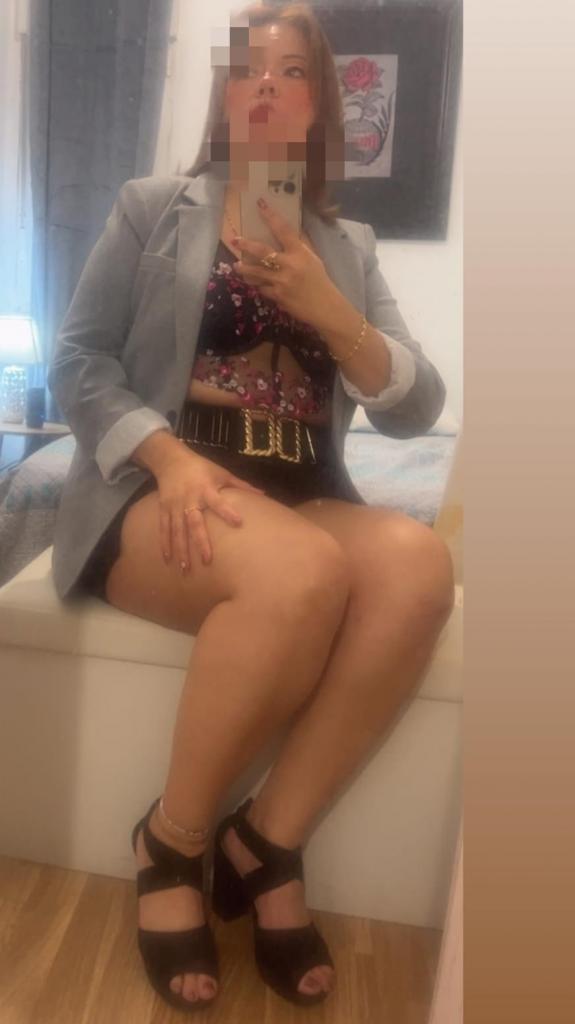 672552173: Chica busca chico en Madrid