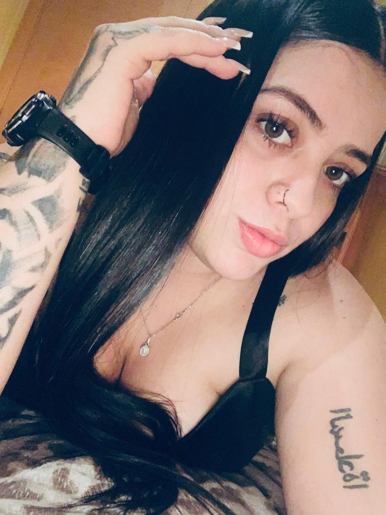 624874445: Chica busca chico en Pontevedra