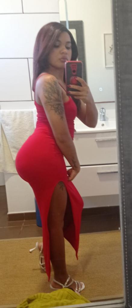 Chica busca chico en Tenerife: Chica busca chico