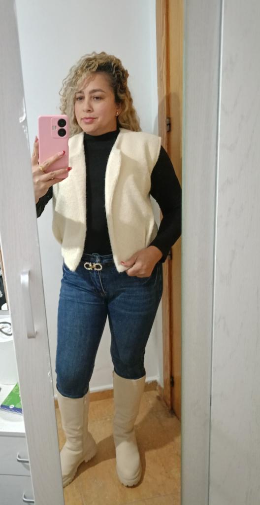 Chica busca chico en Almería: 