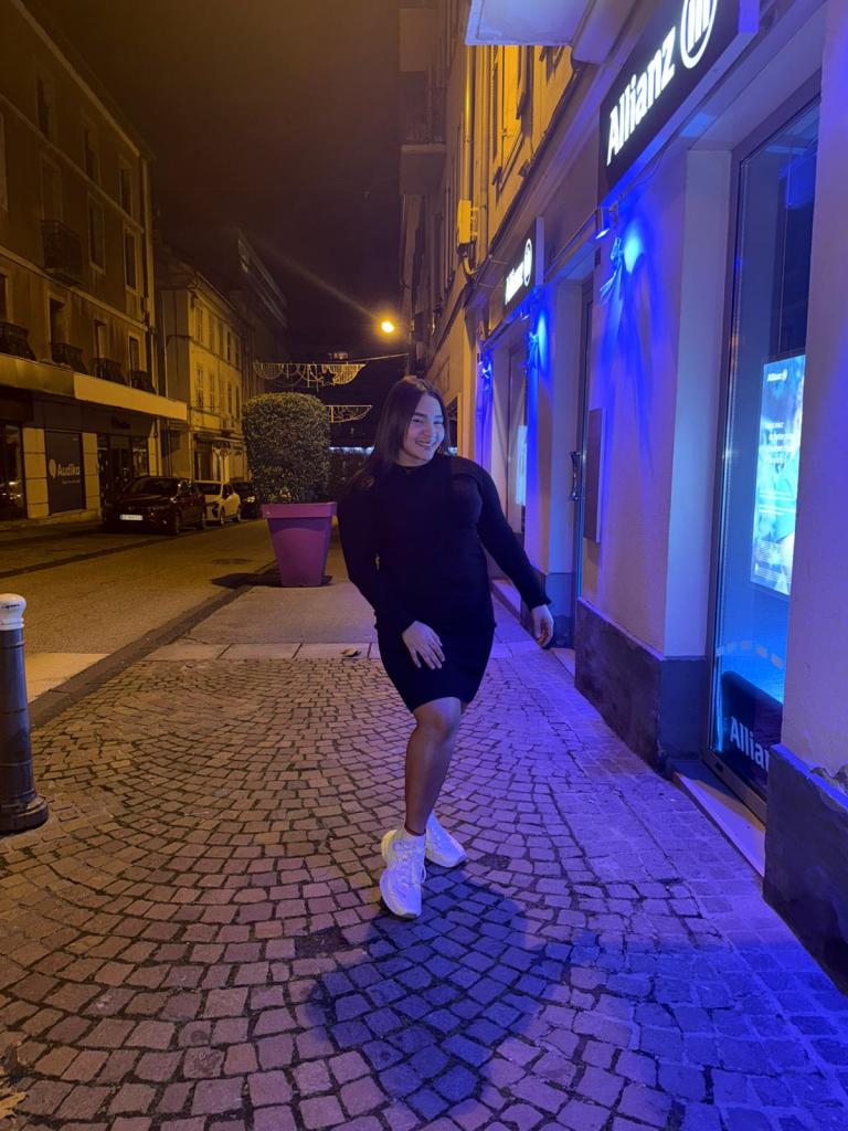 Chica busca chico en Barcelona: 