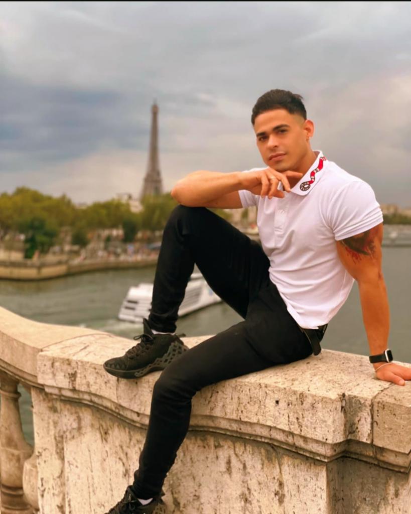 Chico busca chica en Málaga: 