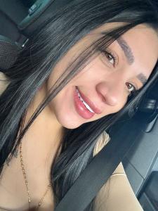 613901084: Chica busca chico en Navarra