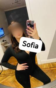614840511: Chica busca chico en Cádiz