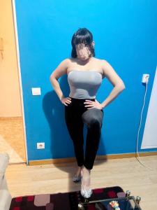 604113441: Chica busca chico en León