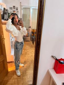 672643168: Chica busca chico en Málaga