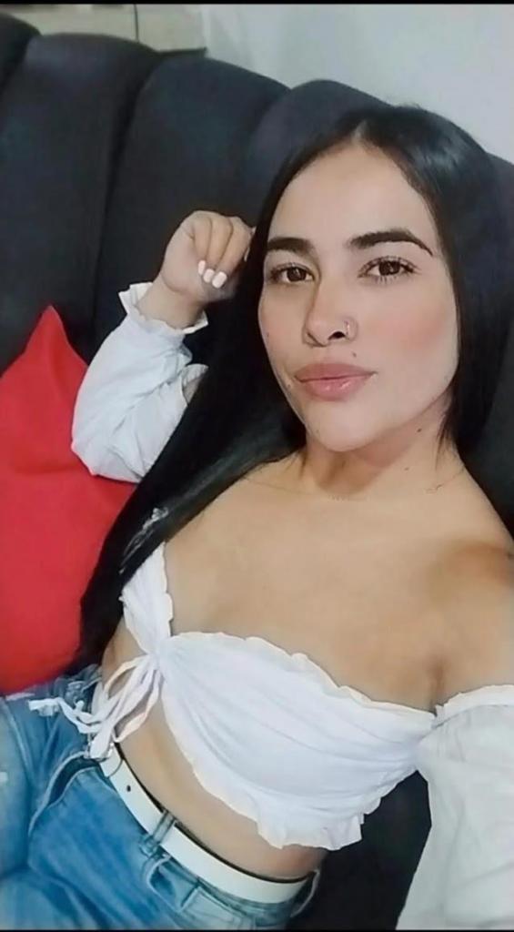 Chica busca chico en Tenerife: 