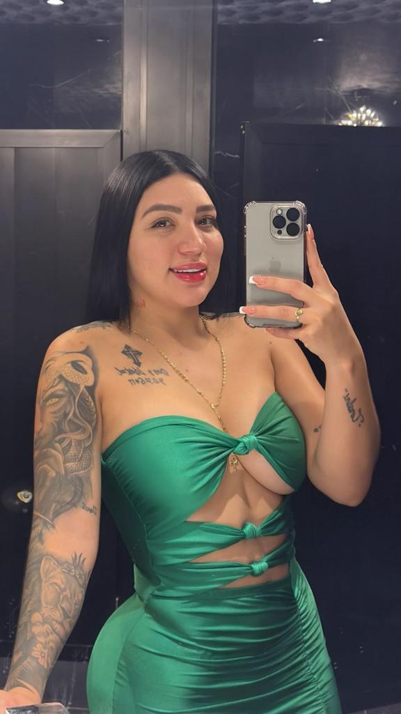 613901084: Chica busca chico en Navarra