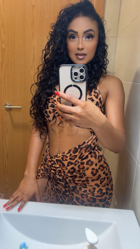 Chica busca chico en Sevilla: 