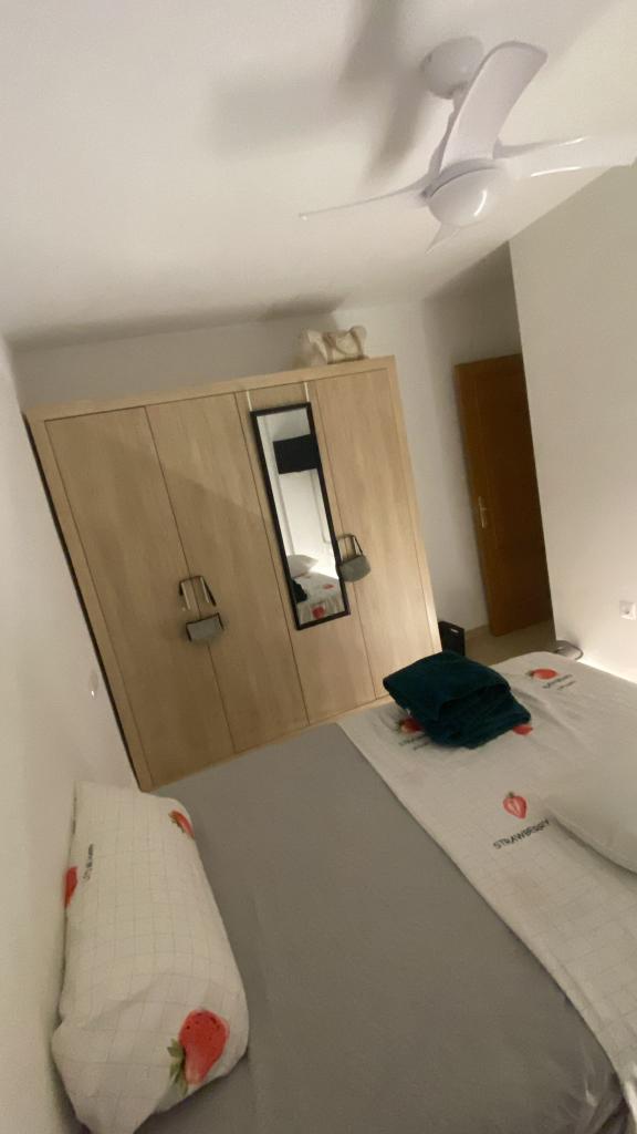 Chica busca chico en Almería: 