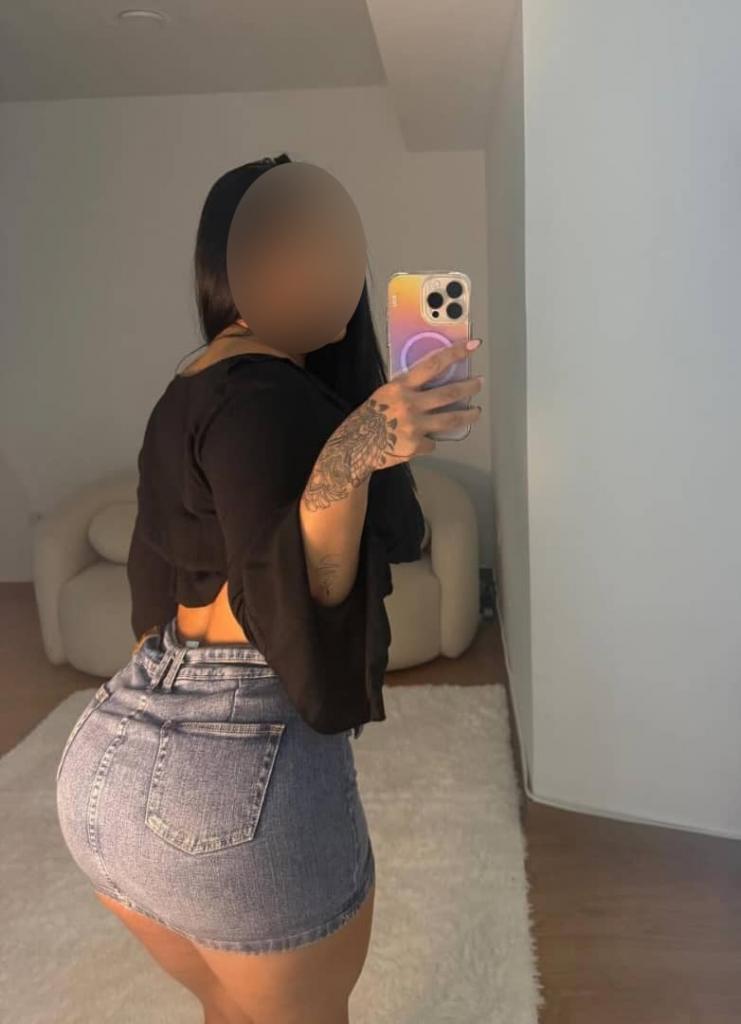 Chica busca chico en Tenerife: 