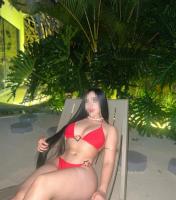 661237050: Chica busca chico en Sevilla