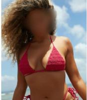 614544329: Chica busca chico en Barcelona