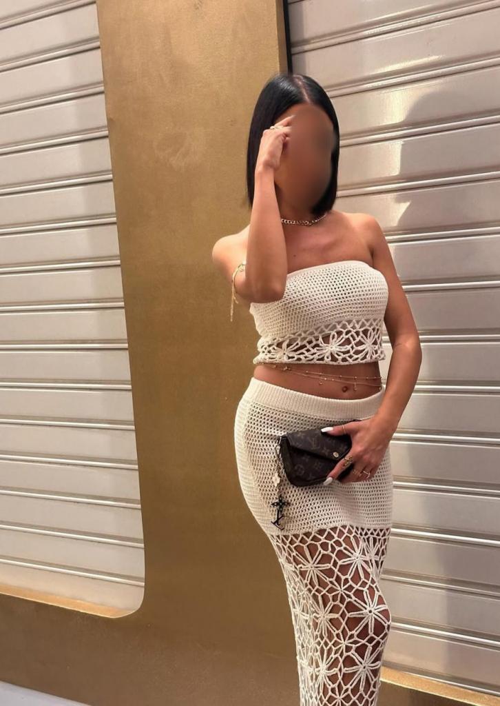 Chica busca chico en Ibiza: 