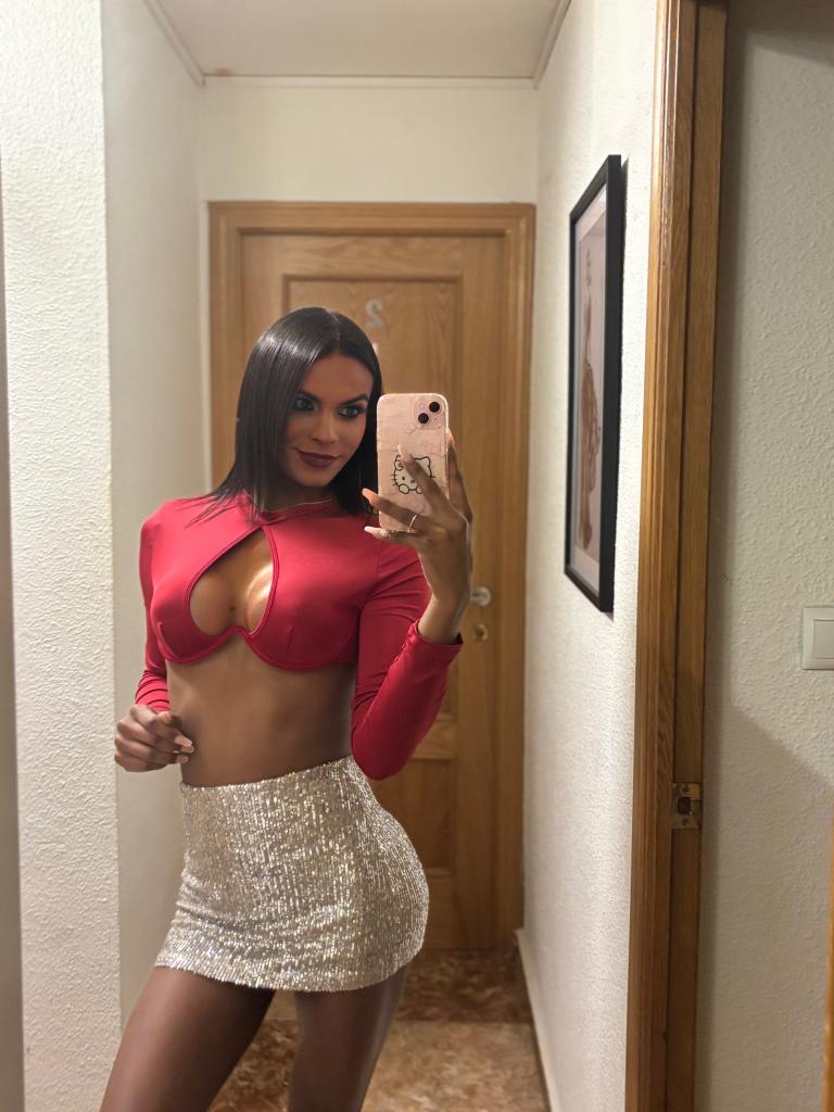 743043392: Travesti en Alicante
