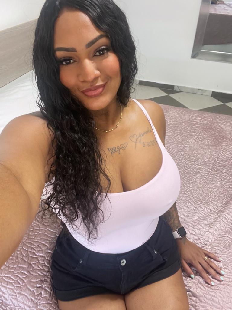 614857536: Chica busca chico en Mallorca