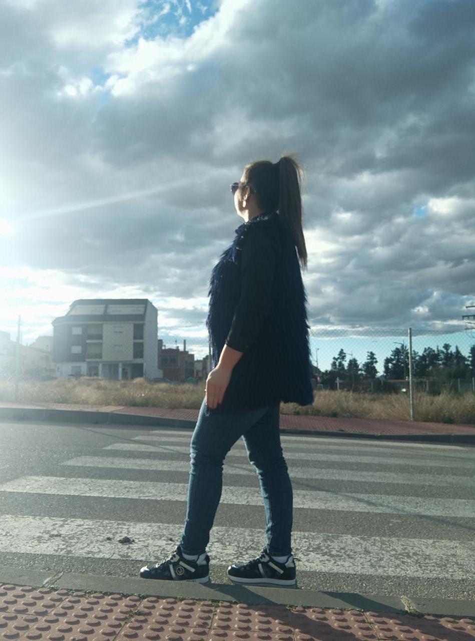 612447158: Chica busca chico en Murcia