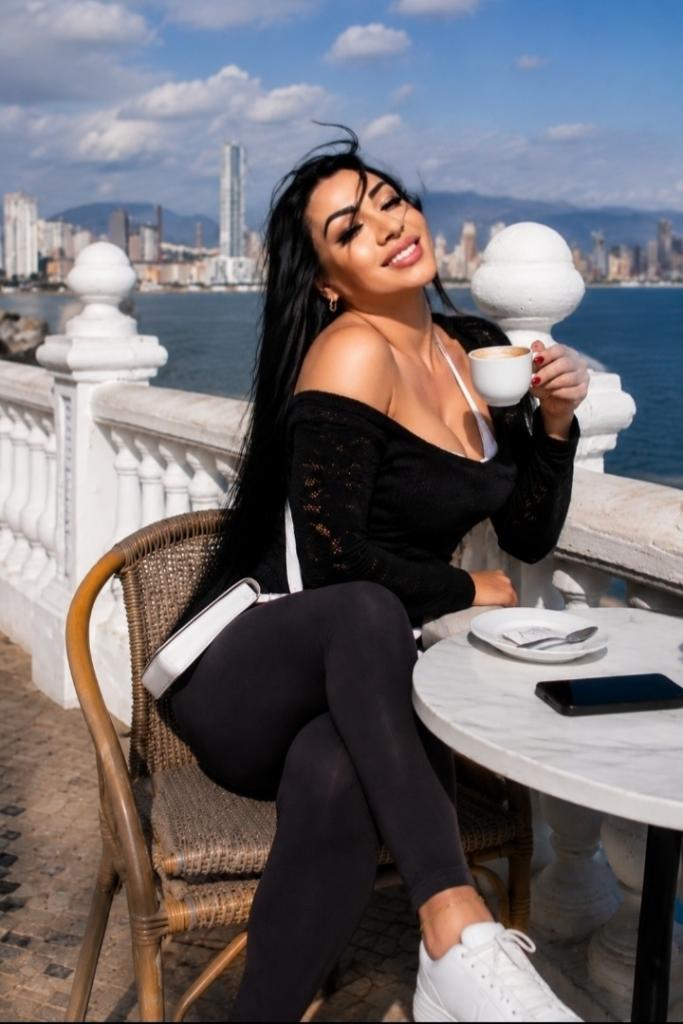 670353356: Travesti en Barcelona