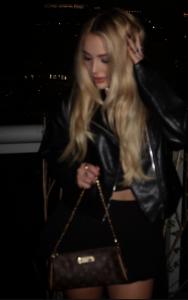 605569108: Chica busca chico en Málaga