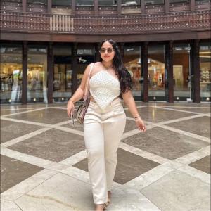 745006945: Chica busca chico en Zaragoza