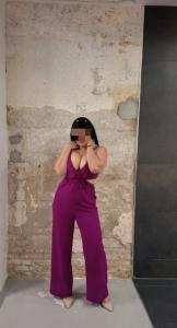 637739512: Chica busca chico en Barcelona