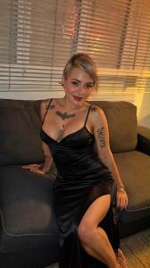 647588710: Chica busca chico en León