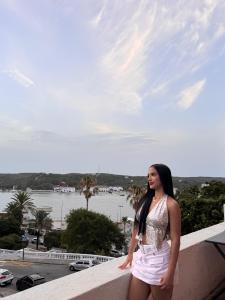 641992863: Chica busca chico en Menorca