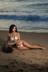 612446846: Chica busca chico en Barcelona