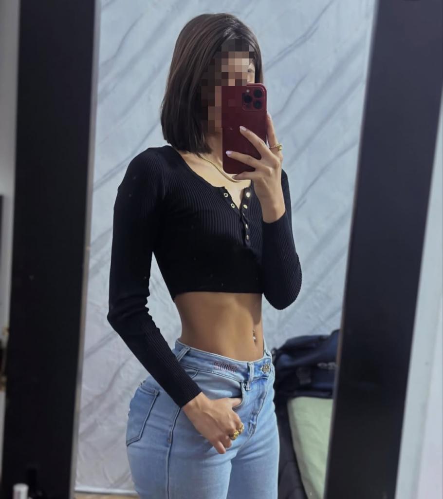 614854153: Chica busca chico en Navarra