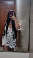 647053081: Chica busca chico en Sevilla