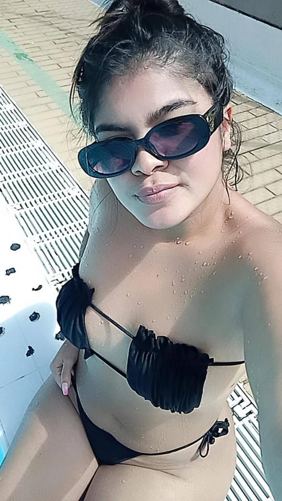 Chica busca chico en Cádiz: 