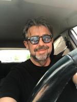 610989554: Chico busca chica en Barcelona