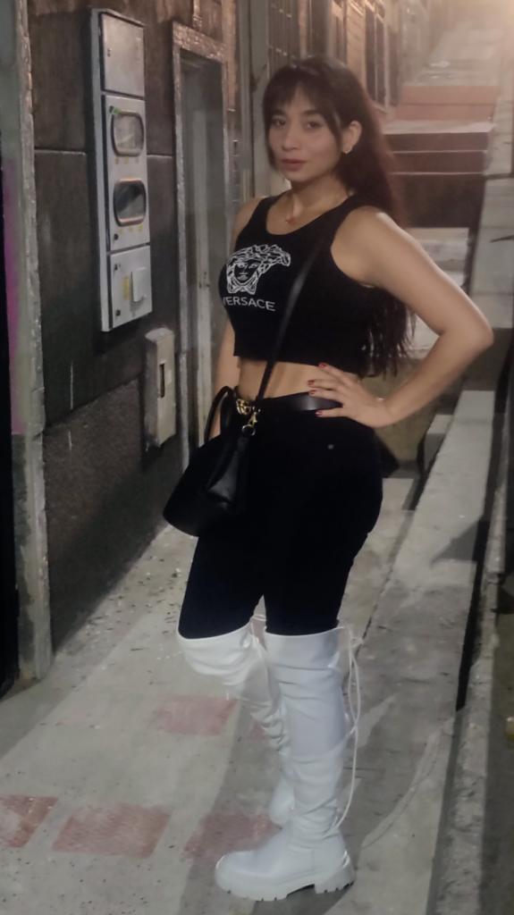 Chica busca chico en Sevilla: 