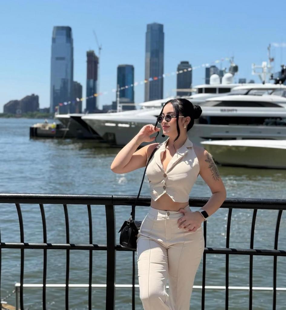 Chica busca chico en Tenerife: 